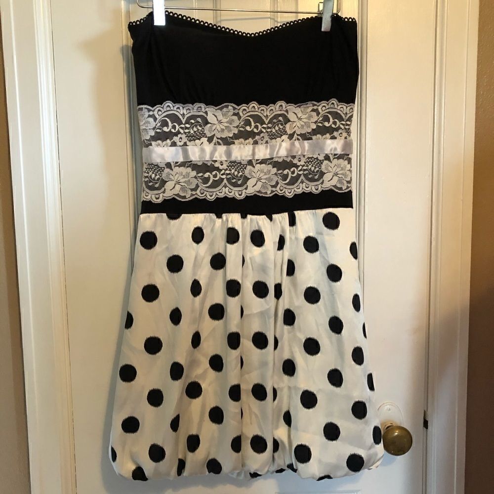 Cute vintage polka dot dress